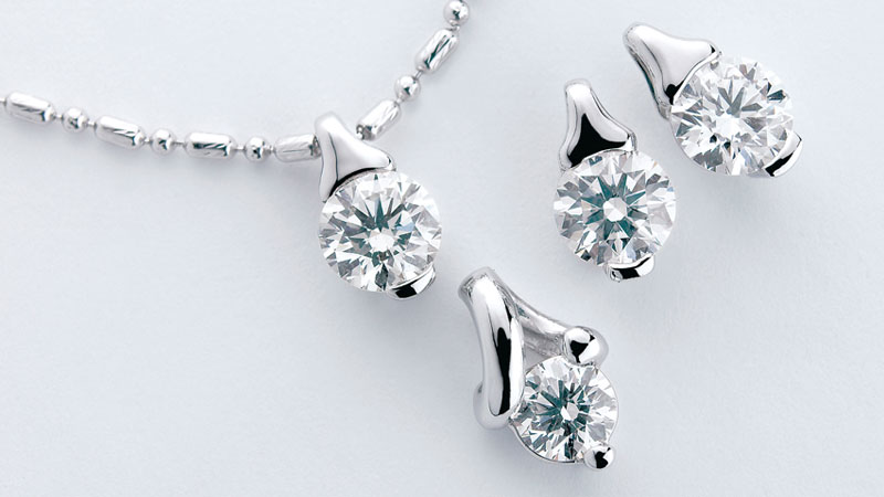 Platinum diamond pendants