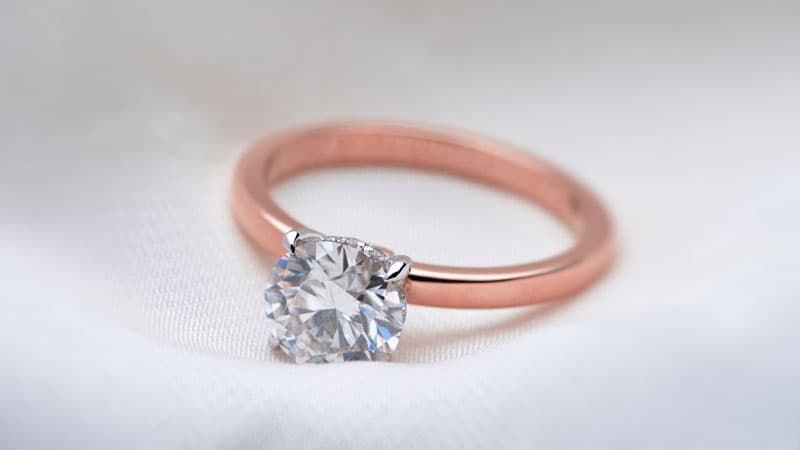 Diamond ring in rose gold